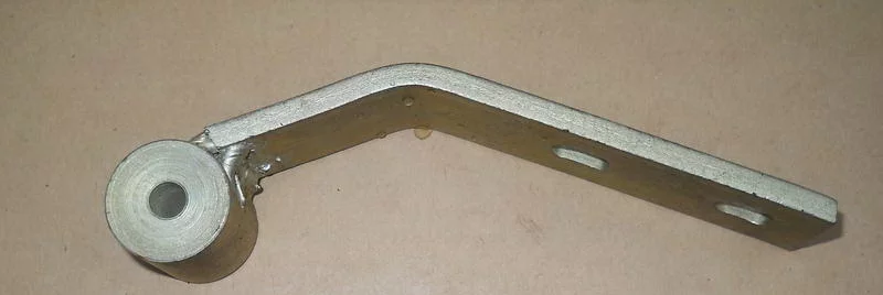 купить Петля (кронштейн поручня капота н/о)