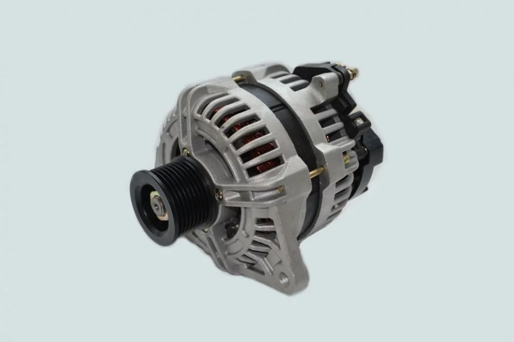 фото генератор 28v 70a (120 град. 81мм) шкив рк d=55 dongfeng (isbe) 4935821 4984043 