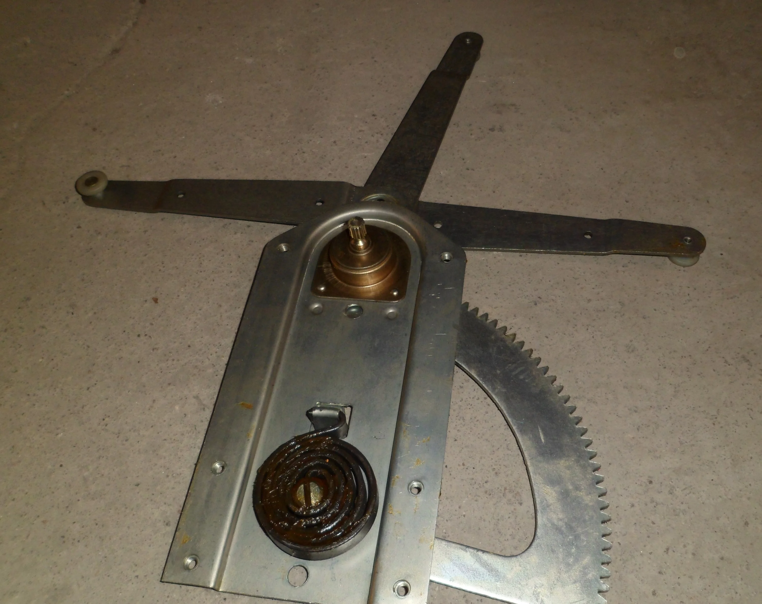 купить Стеклоподьемник левый н/о ЕВРО